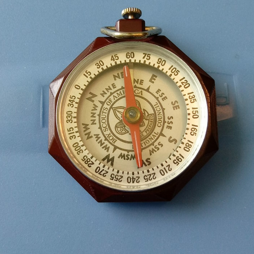 BOY SCOUTS OF AMERICA COMPASS